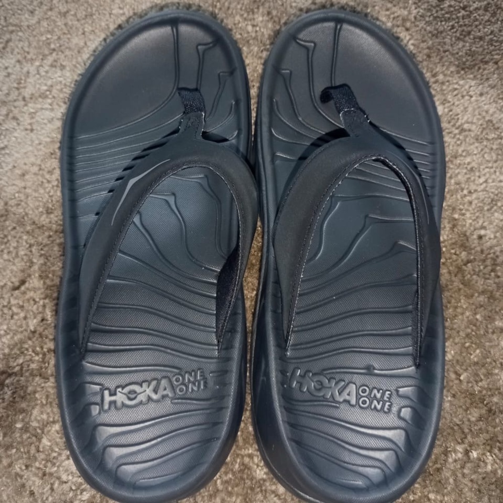 Hoka One One Black Flip-Flop Sandals Waterproof Comfort